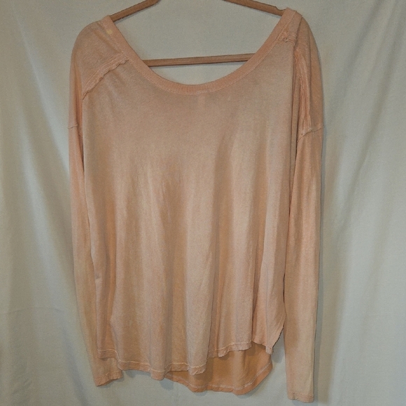 We The Free "First Love" Long Sleeve Oversize Top In Peach Womens Medium - Picture 6 of 7